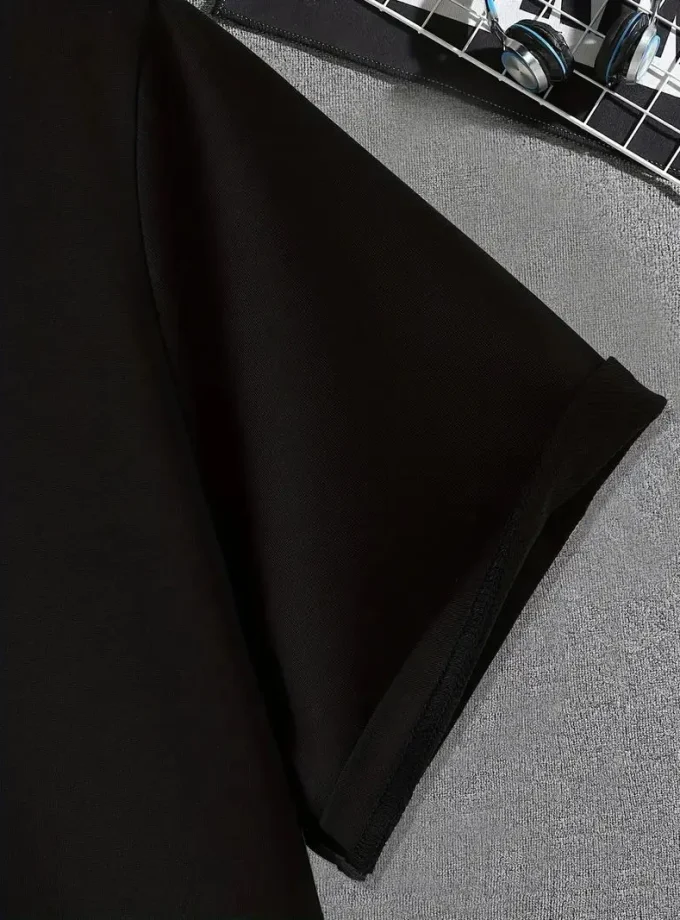 Men's Comfortable Casual Summer Wear Geometric Pattern Graphic Tee Crew Neck Slight Stretch Regular Fit Polyester Formal T-shirt