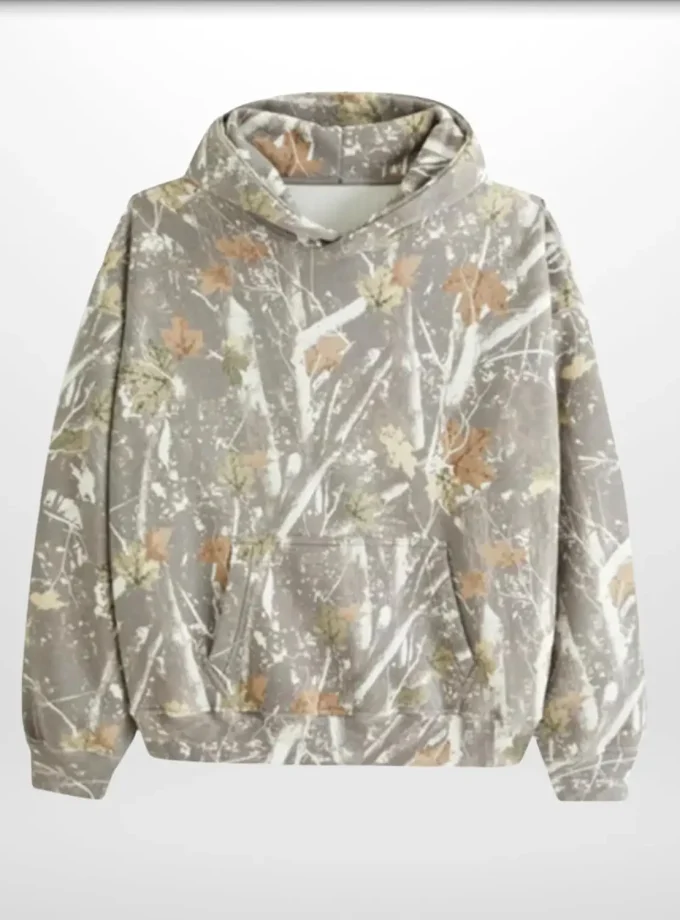 Men's Oversized Camo Hooded Pullover Sweatshirt Maple Leaf Pocket Solid Digital Technique Classic Puff Winter Season XS Size