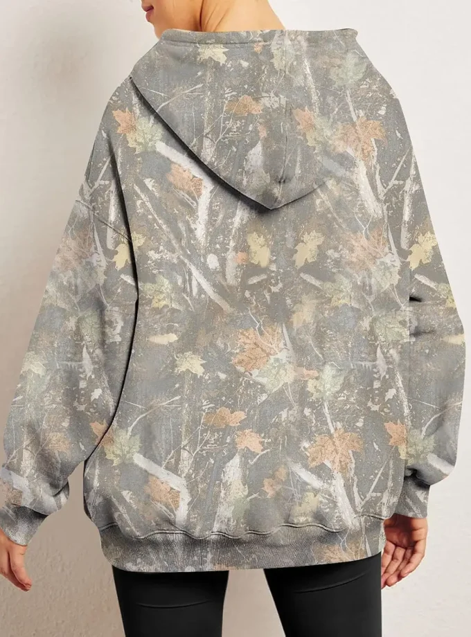 Men's Oversized Camo Hooded Pullover Sweatshirt Maple Leaf Pocket Solid Digital Technique Classic Puff Winter Season XS Size